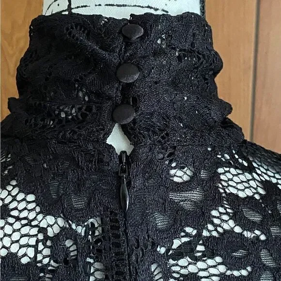 Elie Tahari Twist-Accented Lace Dress size 4